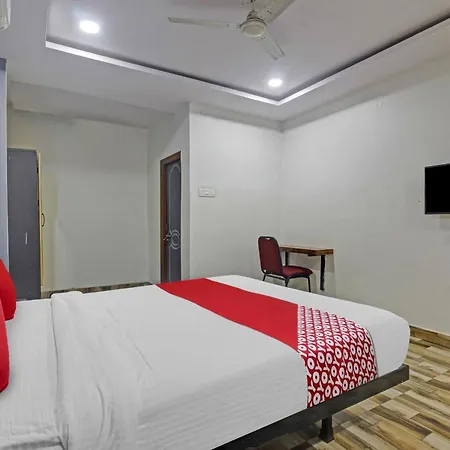 Super Hotel O Sri Sai Regency